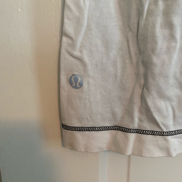 Lululemon Cotton Tee - Picture 5 of 5
